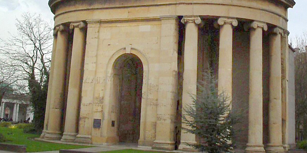 St Thomas Church